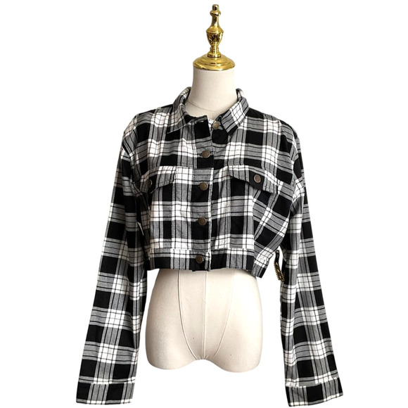 NWT Taxi Jacket Womens XL Black White Plaid Cropped Long Sleeve Flannel - Picture 1 of 9
